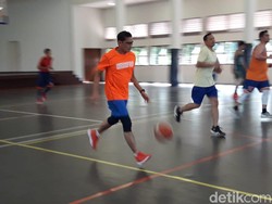 Pagi-pagi, Sandi Tanding Basket di SMA Pangudi Luhur