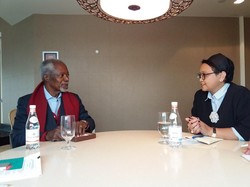 Menlu Retno Pajang Foto Kenangan Kofi Annan, Ucapkan Duka Cita
