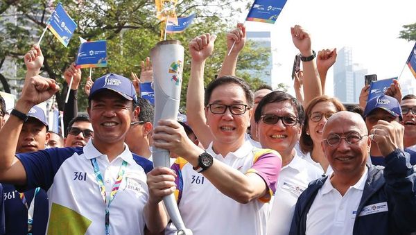 Astra Turut Meriahkan Pawai Obor Asian Games 2018