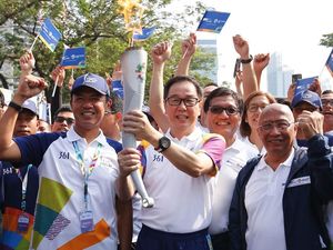 Astra Turut Meriahkan Pawai Obor Asian Games 2018