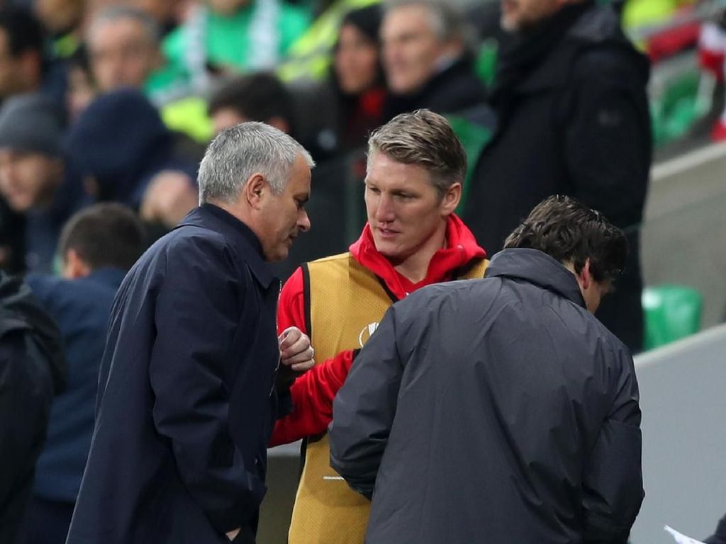 Kisah Schweinsteiger Sakit Hati ke Mourinho Saat di Man United