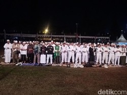Peringati Milad ke-20, FPI Awali dengan Salat Tahajud Berjemaah