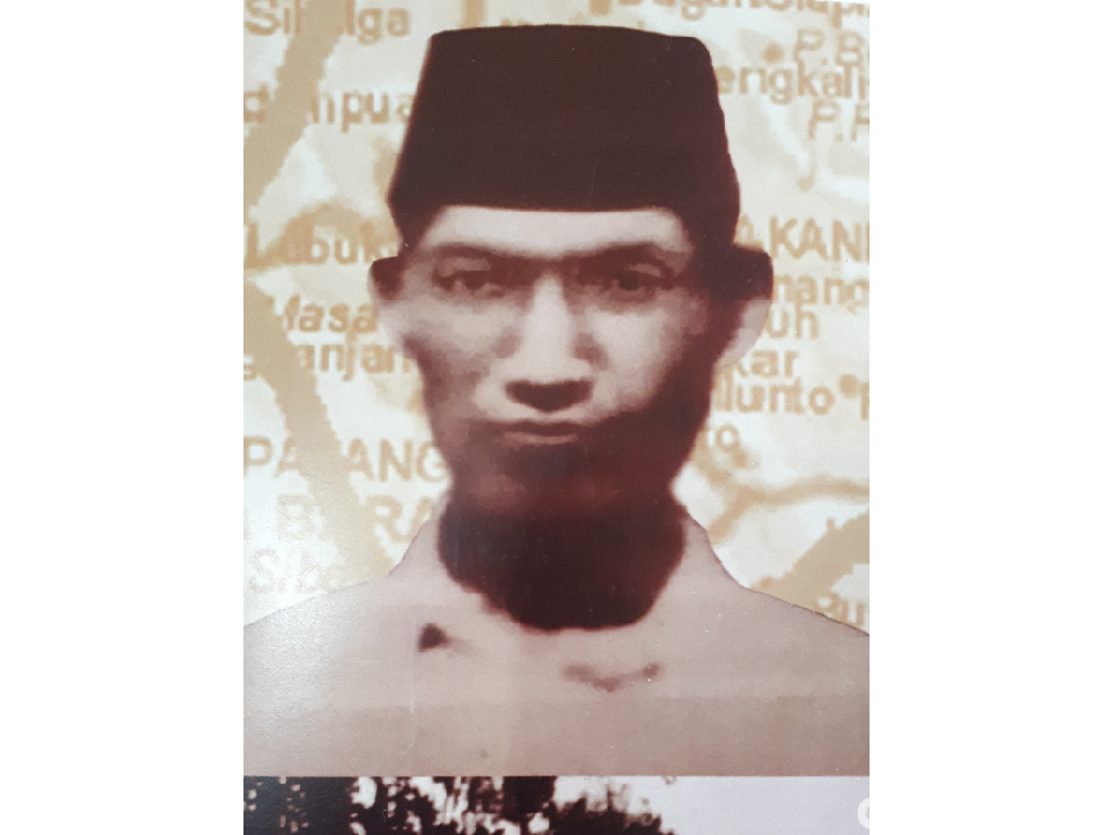 Mahmud Marzuki Sang Pengibar Merah Putih di Kampar Mahmud Marzuki Sang Pengibar Merah Putih di Kampar