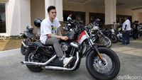 Gaya Rizky Nazar Naik Harley