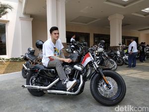 Gaya Rizky Nazar Naik Harley Gaya Rizky Nazar Naik Harley