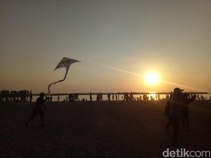 Enggak Cuma di Bali, Pantai Eksotis nan Indah Juga Ada di Makassar