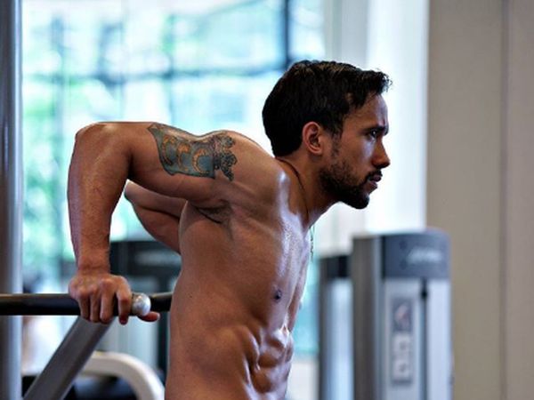 Kekarnya Maruli Tampubolon yang Pamer Otot di Pembukaan Asian Games 2018