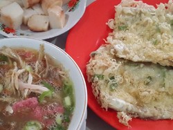 Tiba di Purwokerto, Jangan Lupa Jajan Mendoan dan Sroto di Sini
