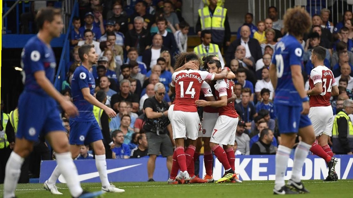Chelsea vs Arsenal imbang 2-2 di babak pertama (REUTERS/Toby Melville)