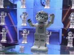 Robot-robot Ini Bisa Terbang, Menari hingga Bikin Cocktail