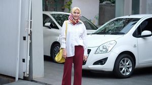 HUT ke-73 RI, Intip Gaya Hijab Merah-Putih Zaskia Mecca hingga Dian Pelangi