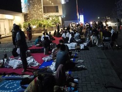 Pascagempa 7 SR, Tamu Hotel di Mataram Gelar Tikar di Halaman