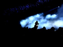 Mau Bergaya Stoppie seperti Jokowi? Harus Latihan Dulu!