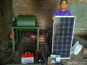 Mahasiswa ITS Rancang Alat Sangrai Kacang Otomatis untuk UMKM Mahasiswa ITS Rancang Alat Sangrai Kacang Otomatis untuk UMKM