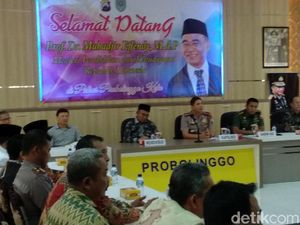 Ini Alasan Mendikbud Tak Masalahkan Pawai TK Bercadar dan Bersenjata Ini Alasan Mendikbud Tak Masalahkan Pawai TK Bercadar dan Bersenjata