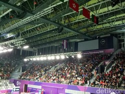 Penonton Gemuruhkan Istora untuk Gregoria dkk