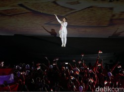 Via Vallen Seru-seruan Bareng Raisa dan Rossa Sebelum Opening Asian Games