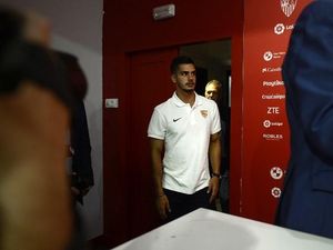 Gagal di Milan, Andre Silva Langsung Hat-trick di Sevilla