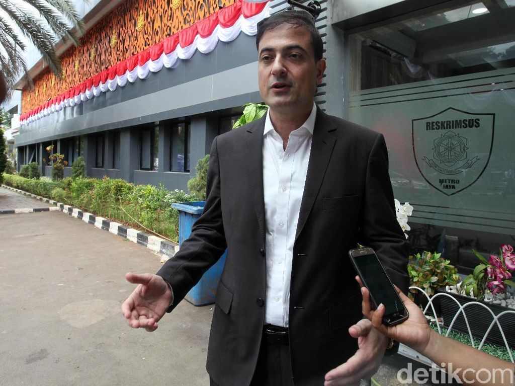 Ancam Laporkan Balik Nikita, Sam: Saham Perusahaan Saya Merugi Ancam Laporkan Balik Nikita, Sam: Saham Perusahaan Saya Merugi