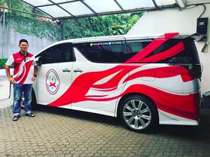 Mobil-mobil Mewah Warna Merah Putih Ramaikan Asian Games