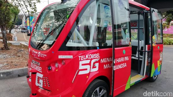 Keren, Ada Bus Tanpa Sopir di GBK!