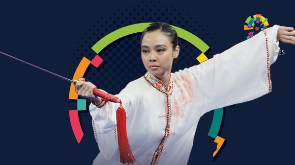 Seperti Lindswell Kwok, Para Selebriti Beken Ini Juga Latihan Wushu
