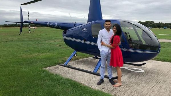 Sweet! Pria Lamar Kekasih dengan Pesan dari Alien di Ladang Jagung