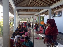 Trauma Gempa, Pasien RSUD Dompu Pilih Dirawat di Luar Ruangan