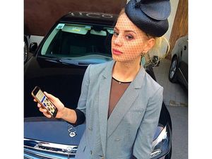 Gaya Hebring Sosialita Cantik Rusia, Hidup Glamor Tapi Mengaku Tertekan