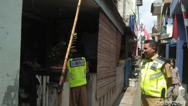 Potret Rumah di Gang Sempit Jakbar yang Ditagih Pajak Lamborghini