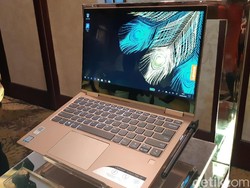Lenovo Coba Geber Pasar Laptop Premium