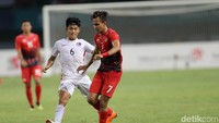 Indonesia melancarkan serangan lewat Rezaldi Hehanussa.