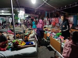 Gempa Lombok, 143 Pasien Dirawat di Lapangan Kantor Pemda Sumbawa