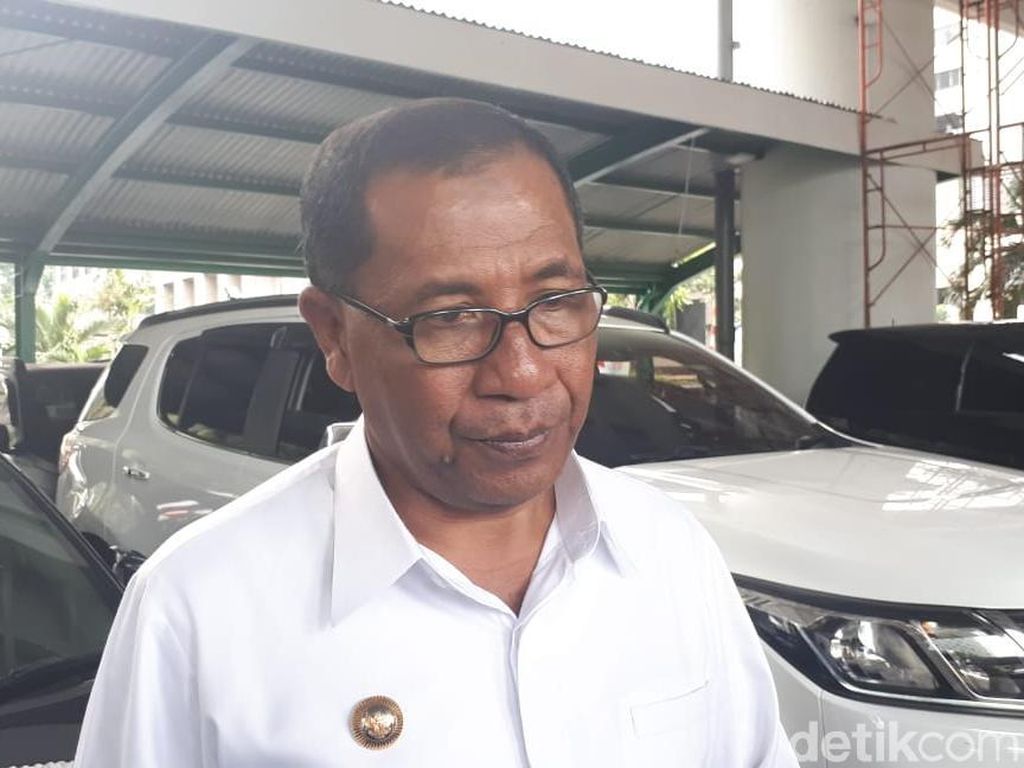 Bupati Halmahera Tengah ke Kantor Luhut Bicara soal Tenaga Kerja Bupati Halmahera Tengah ke Kantor Luhut Bicara soal Tenaga Kerja