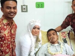 Cerita Pasangan Asal Sukabumi yang Menikah di Rumah Sakit