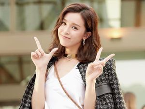 Liburannya Artis Hong Kong Cantik, Janice Man