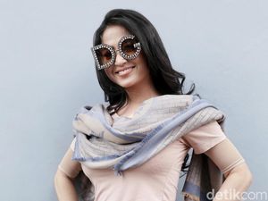 Somasi Keponakan, Dewi Perssik Ngaku Biayai Keluarga Hingga Ratusan Juta