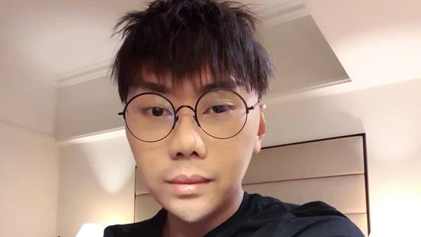 Disebut Operasi Plastik, Inikah Tampilan Wajah Terbaru Roy Kiyoshi?