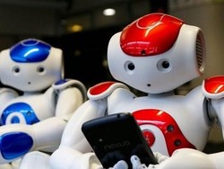 Anak-anak Lebih Percaya Jawaban Robot Dibandingkan Manusia