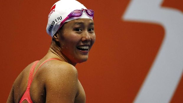 Perenang asal China Liu Xiang mencetak rekor dunia baru untuk nomor 50 meter gaya punggung.