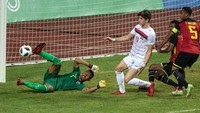 Abdulhadi Shalha dari Suriah juga sudah mencetak tiga gol di Asian Games 2018 sejauh ini berkat hat-trick ke gawang Timor Leste. Suriah lolos ke 16 besar dan koleksi gol Shalha pun masih bisa bertambah. (Foto: Afriadi Hikmal/ANTARA FOTO/INASGOC)