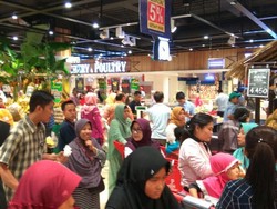 Pascagempa, Transmart Mataram Layani Kebutuhan Harian di Lombok