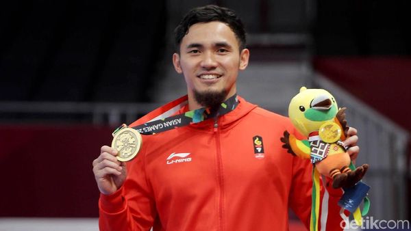 Senyum Kemenangan Hulaefi Usai Meraih Medali Perunggu