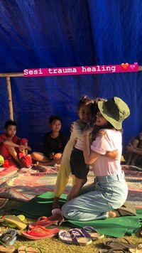 Andien Lakukan Trauma Healing pada Anak Korban Gempa Lombok