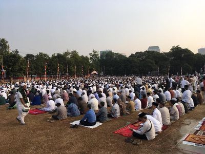 Potret Suasana Salat Idul Adha di Masjid Al Azhar Pagi Ini