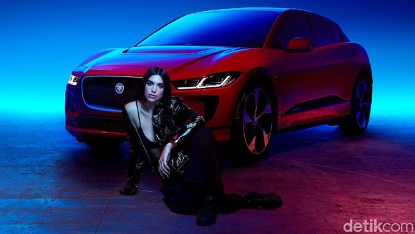 Kerennya Mobil Listrik Pertama Dua Lipa