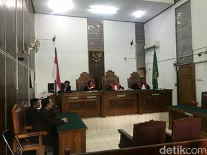 Facebook Digugat di PN Jaksel Karena Tak Transparan Facebook Digugat di PN Jaksel Karena Tak Transparan