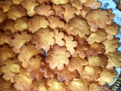 Manis dan Harumnya Kue Kembang Waru, Kue Jadul dari Kotagede