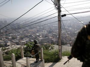 6 Orang Tewas Saat Baku Tembak Tentara dan Geng Narkoba di Brasil