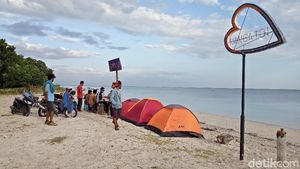Foto: Pantai Pasir Putih Tersembunyi di NTB